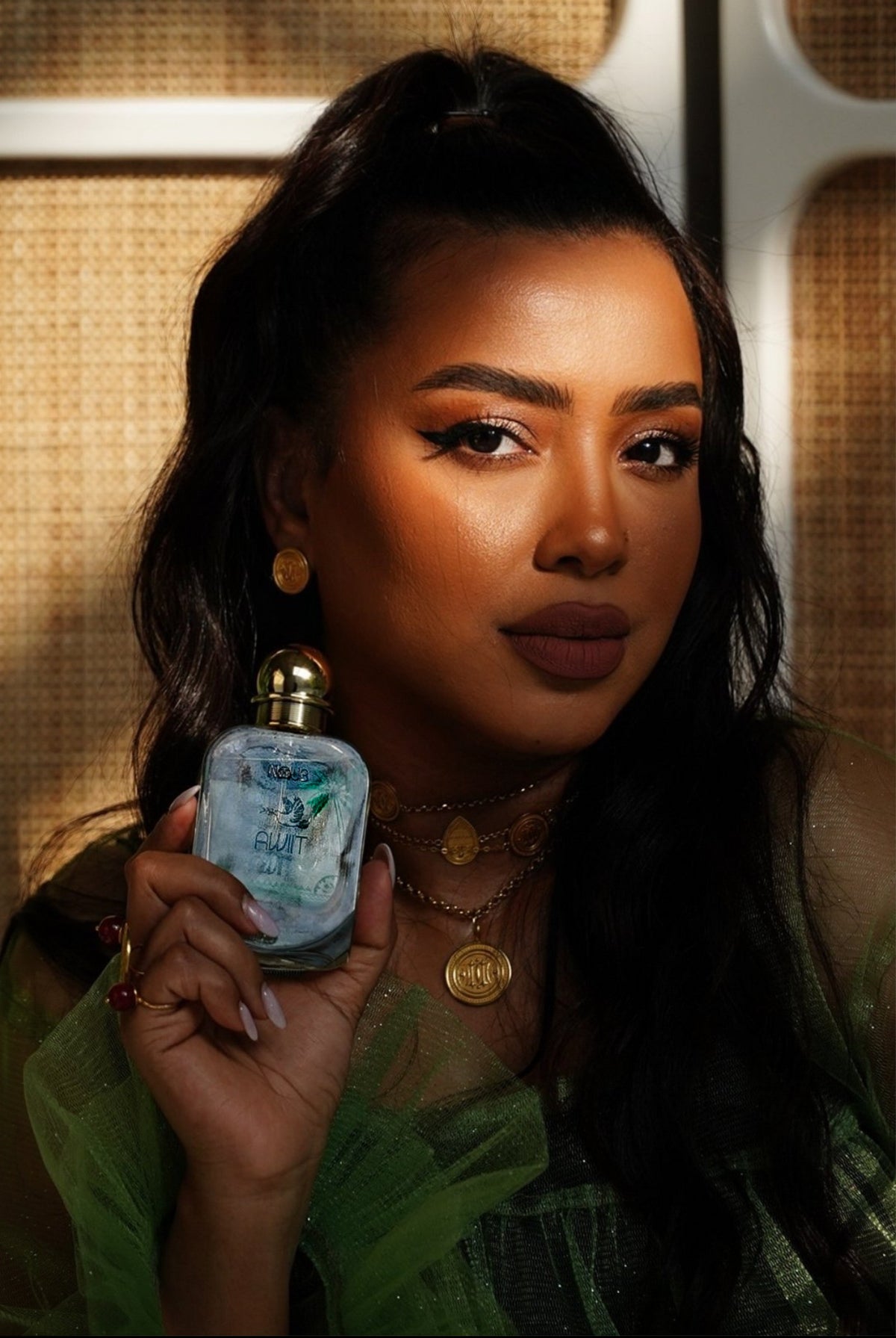 AWIIT Perfume